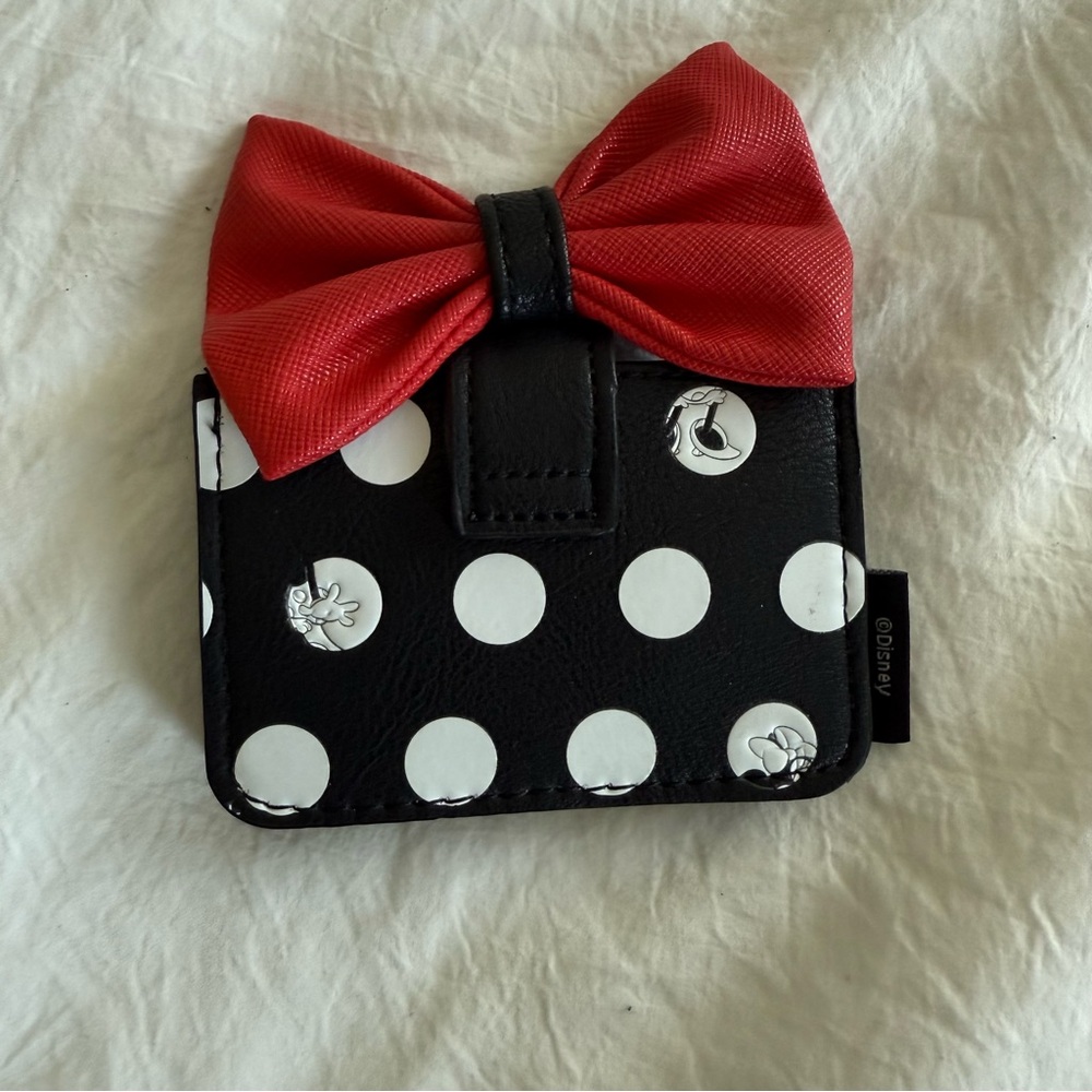 Loungefly Disney Black and White Polka Dot Minnie Mouse Wallet with Red Bow‎